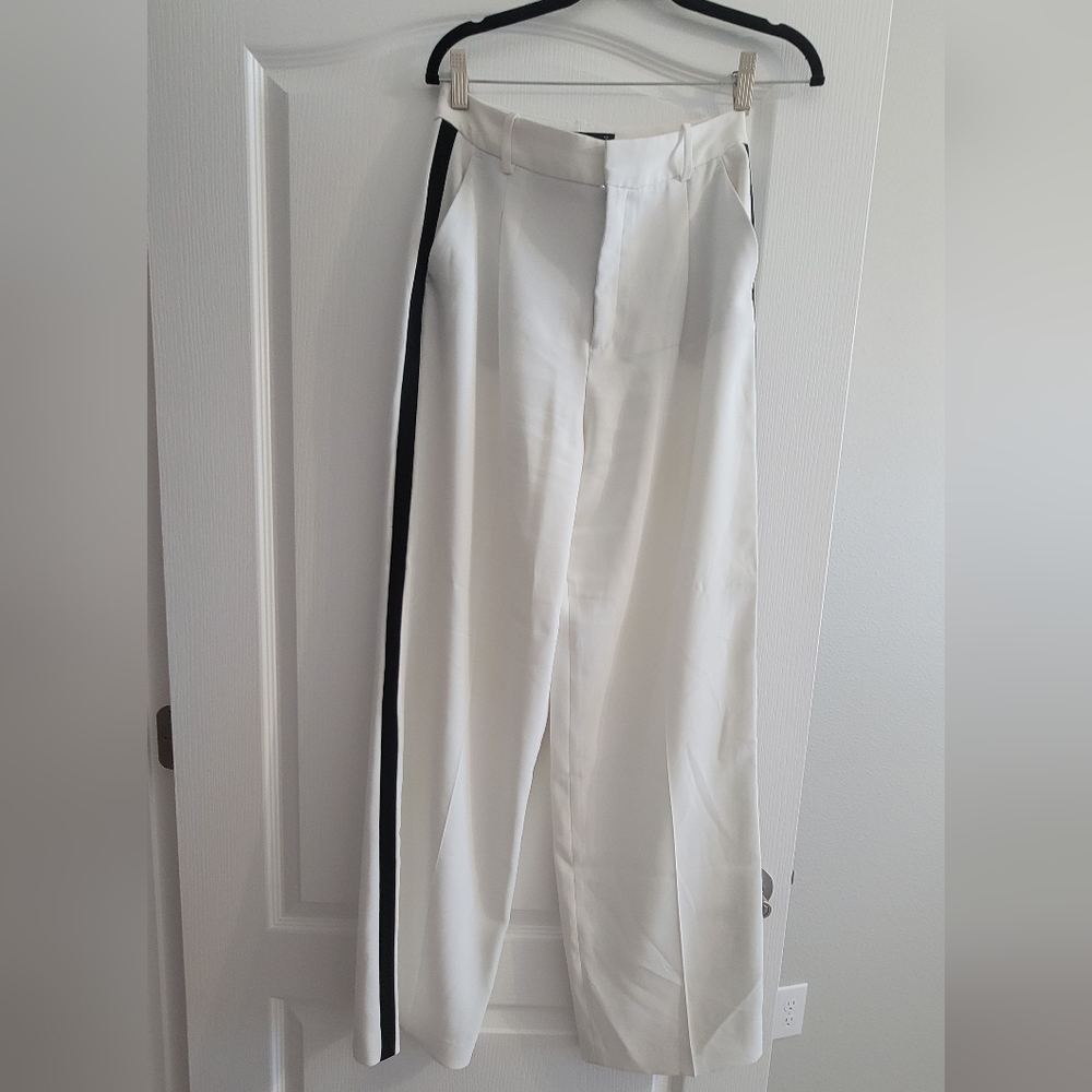 Zara White Black Stripe Basic Pants